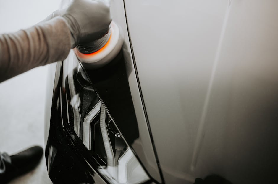 Polishing and correcting car paint